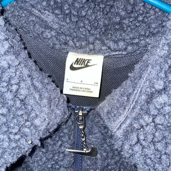 NIKE Swoosh Sherpa Jacket Thunder Blue/White Women’s Size Small DD5620-437 - Picture 2 of 5